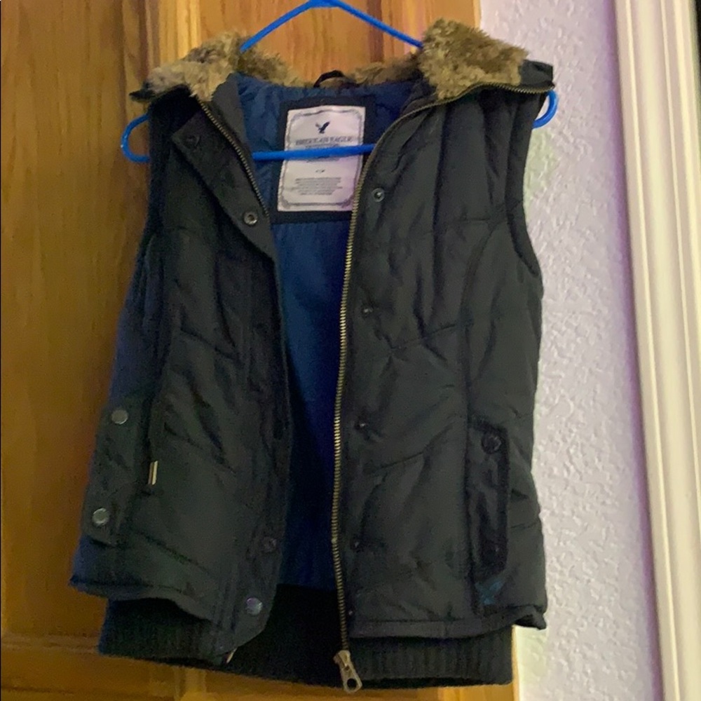 American Eagle Vest with hood